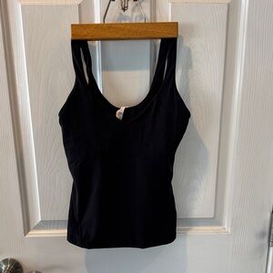 Black Women's Lululemon Tank Top
